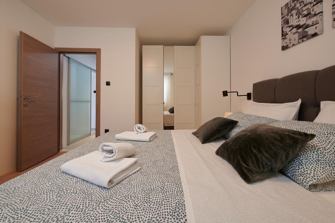 Apartman Miro - Center Of Trogir Ngoại thất bức ảnh